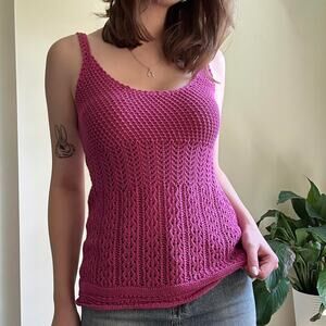 Vintage y2k old navy fuchsia pink crochet boho knitted tank top size small